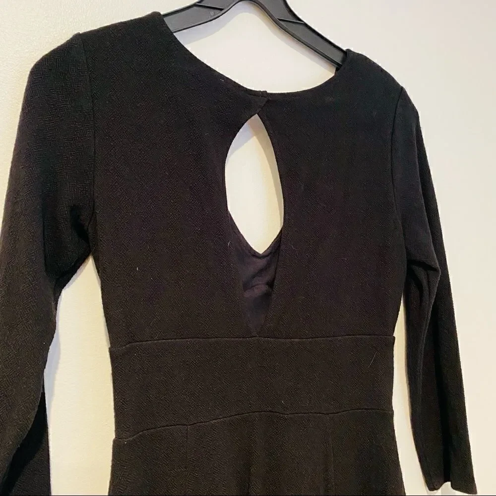 Free People Black V Neck Keyhole Skater Dress Size Small